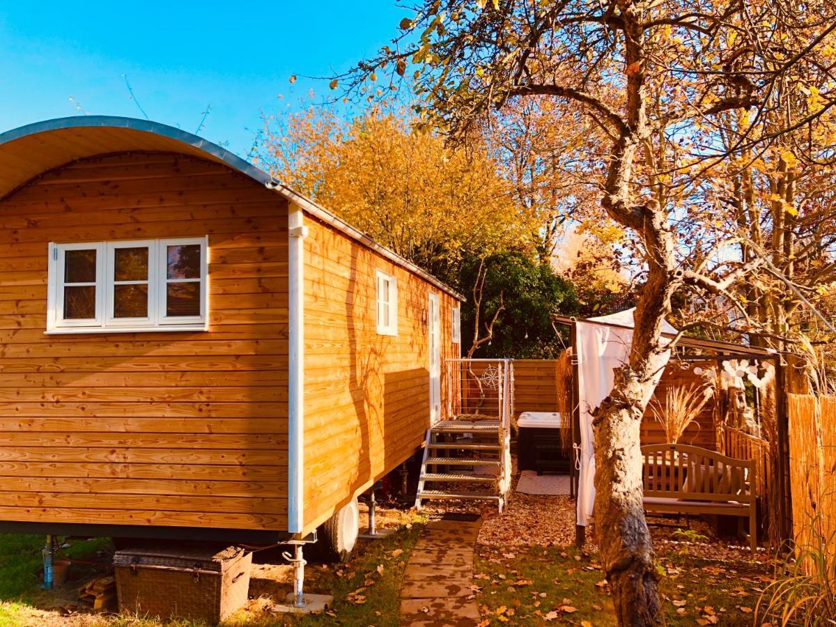Zirkuswagen Mit Outdoor Whirlpool Und Garten Petershagen-Eggersdorf Exterior photo