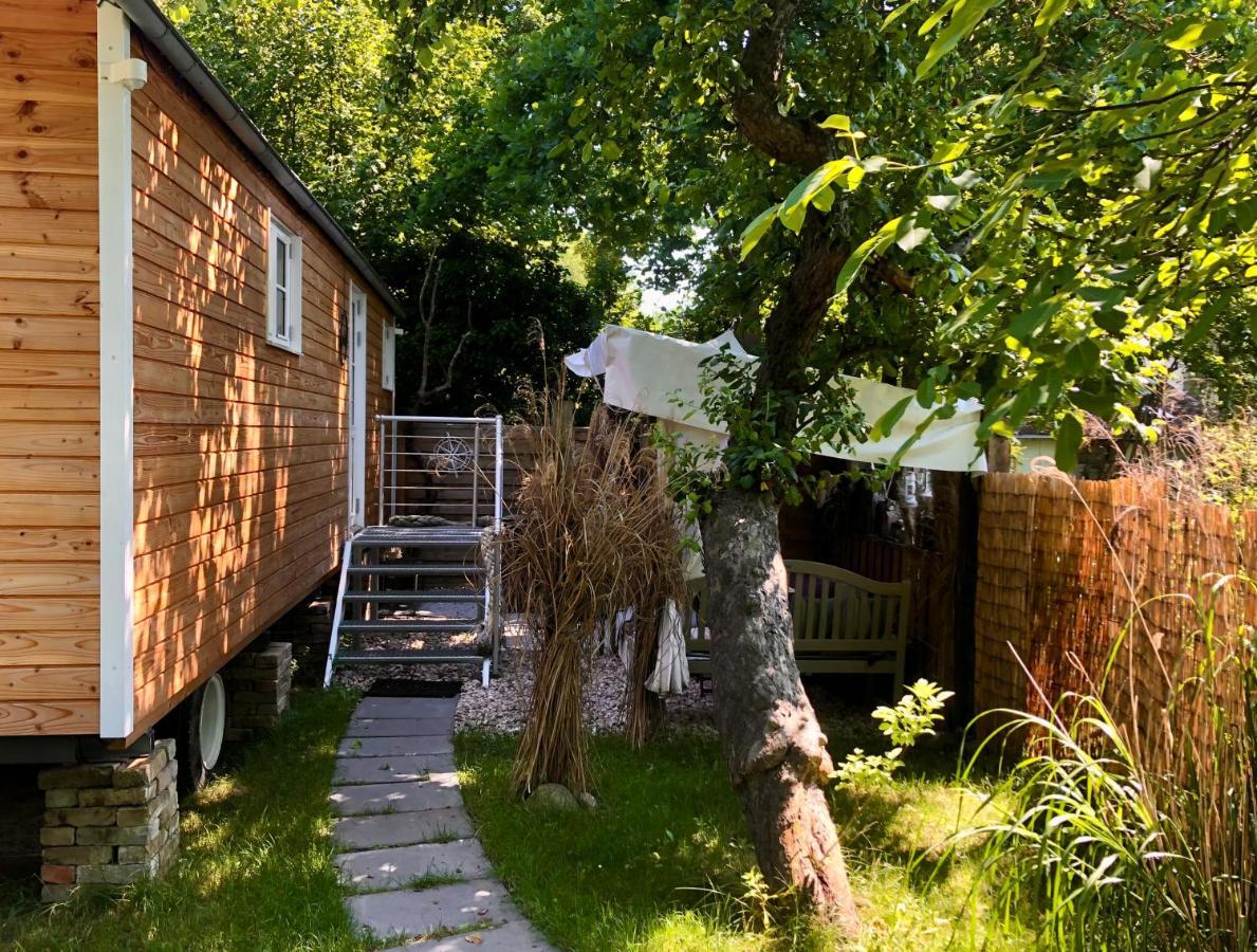 Zirkuswagen Mit Outdoor Whirlpool Und Garten Petershagen-Eggersdorf Exterior photo