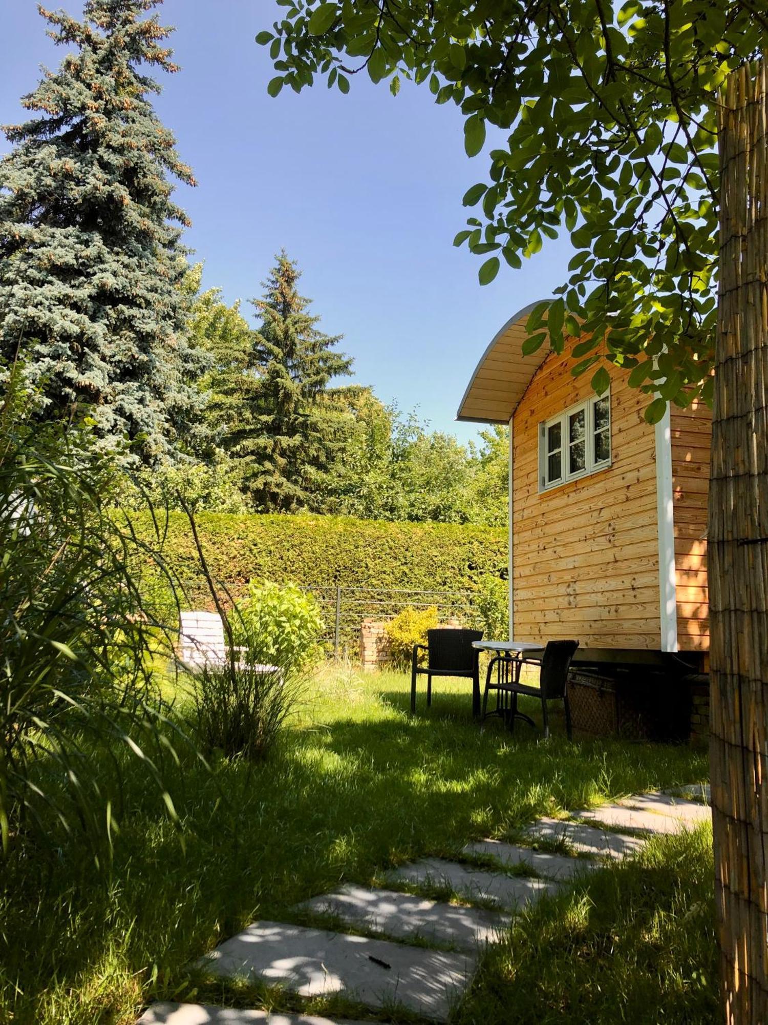 Zirkuswagen Mit Outdoor Whirlpool Und Garten Petershagen-Eggersdorf Exterior photo